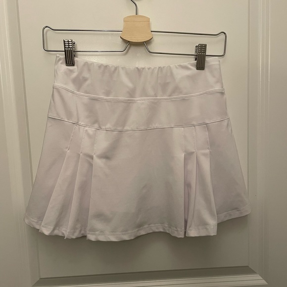 Must go before 27th! Brand New Tennis Skort Size XS - Picture 1 of 2